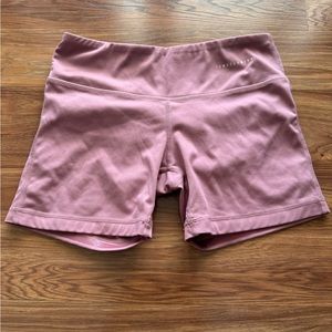 I am becoming workout shorts 4/XS